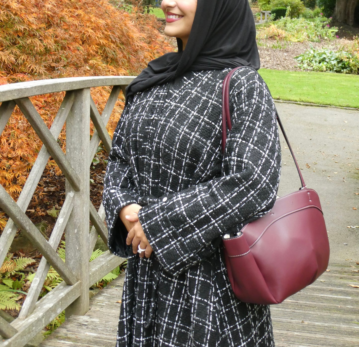 Hawa Black Abāyah Coat