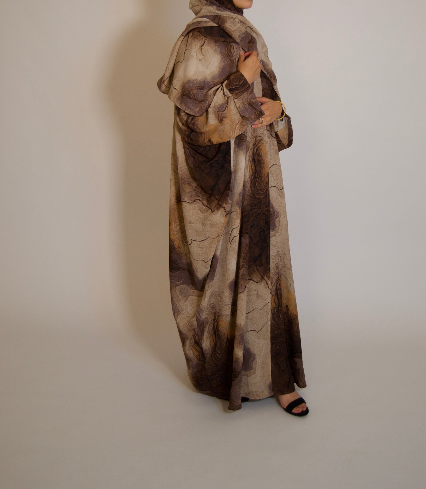 Brown Marble Abāyah