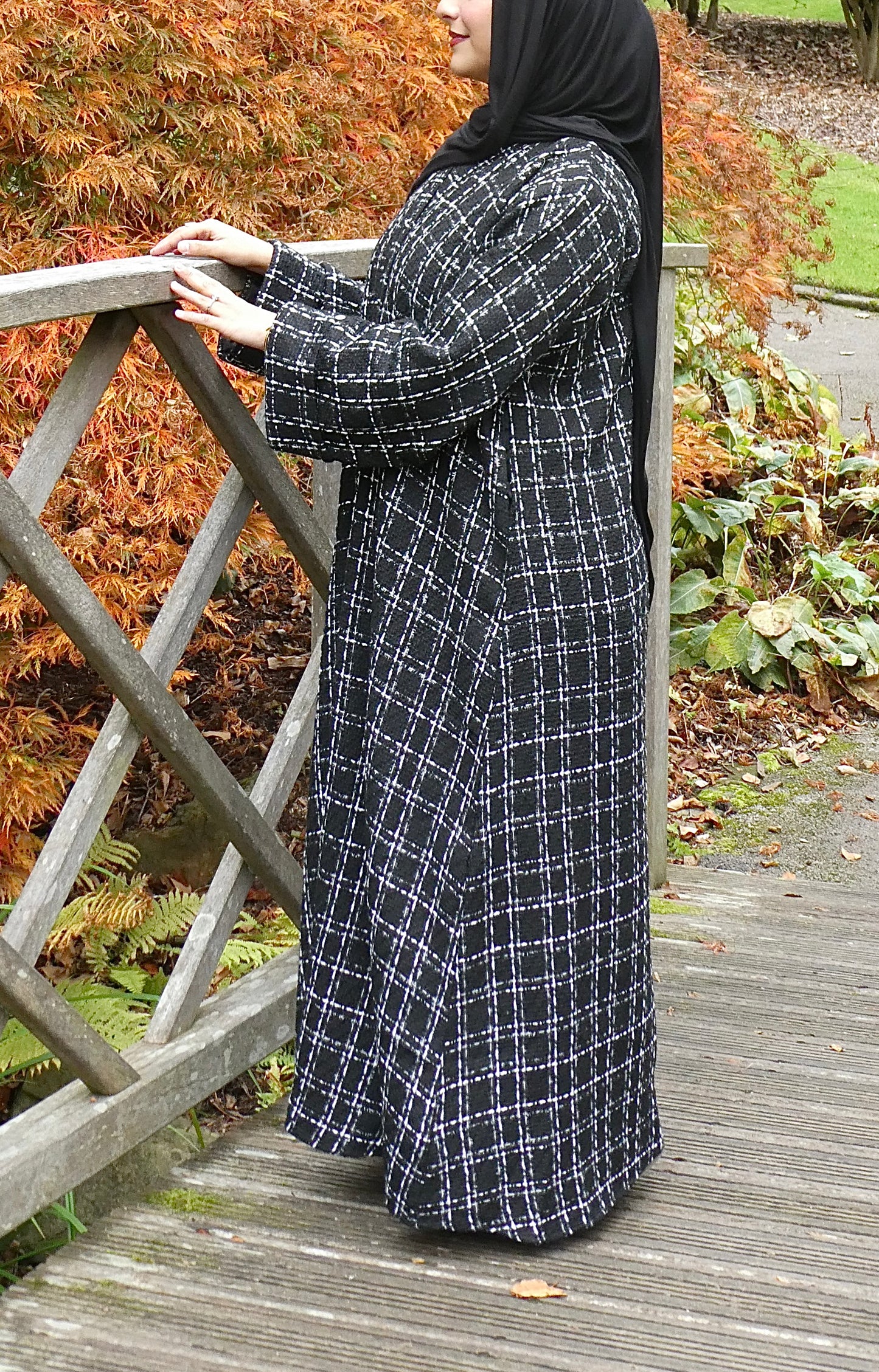 Hawa Black Abāyah Coat