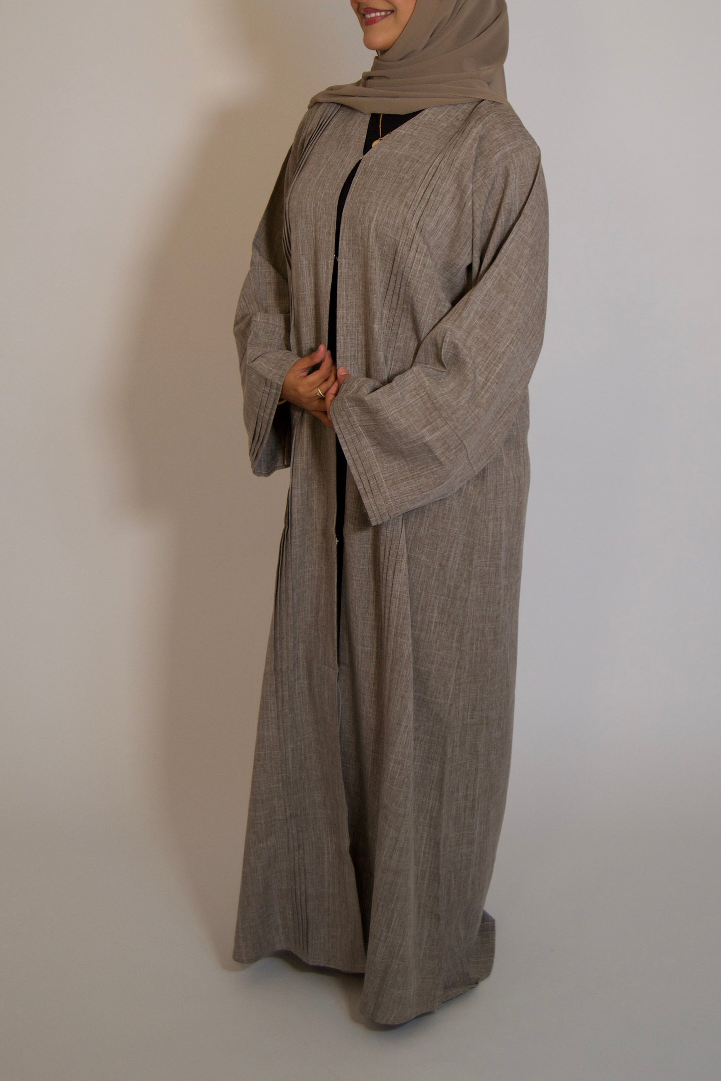 Linen Mocha Abāyah