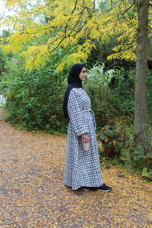 Hawa White Abāyah Coat