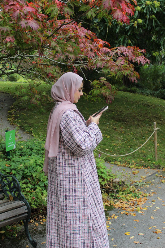 Hawa Pink Abāyah Coat