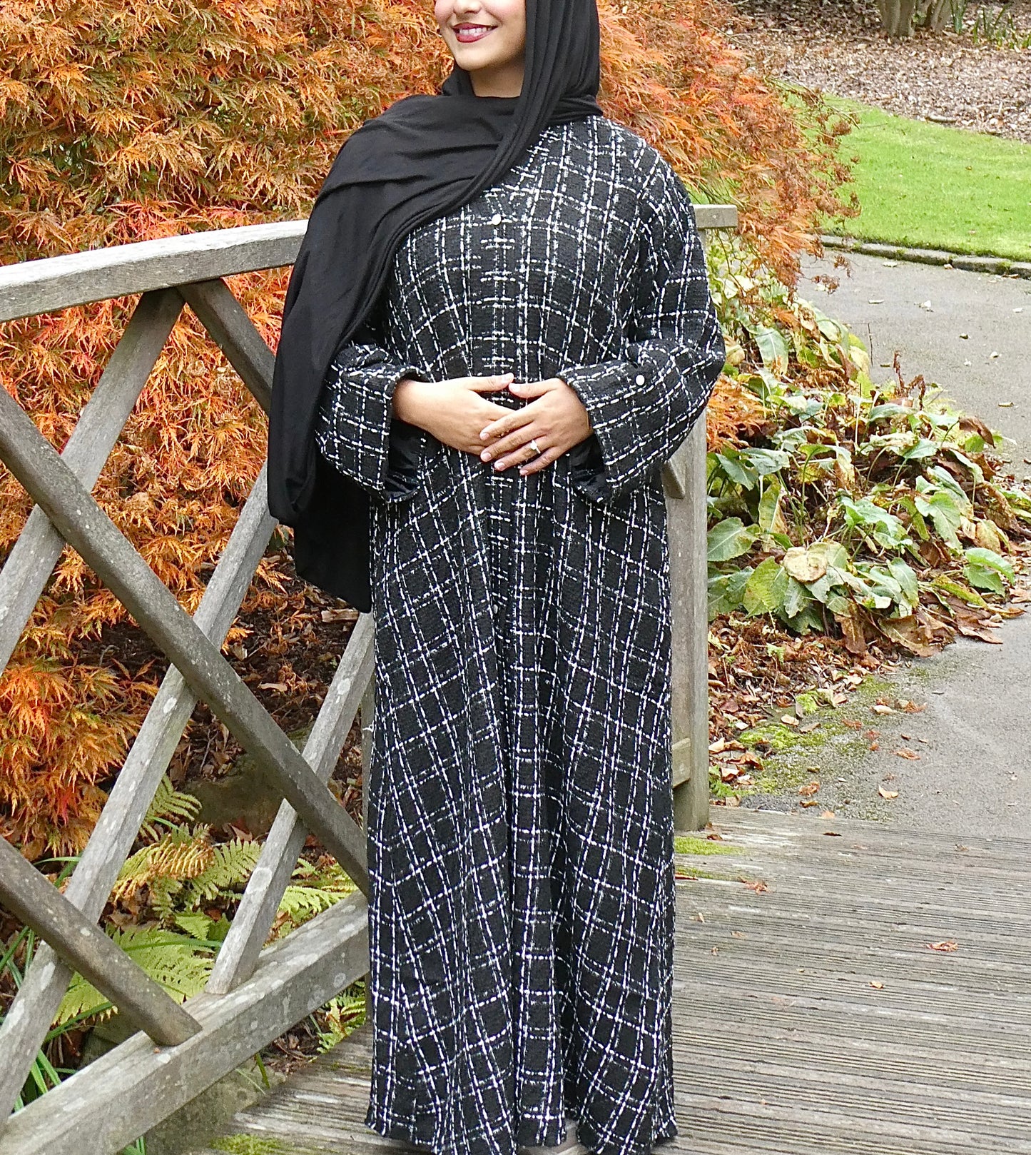 Hawa Black Abāyah Coat